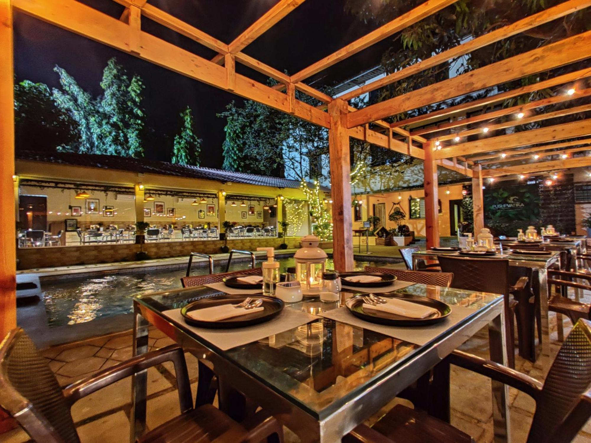 Pushp Vatika Resort & Lawns 나비뭄바이 외부 사진
